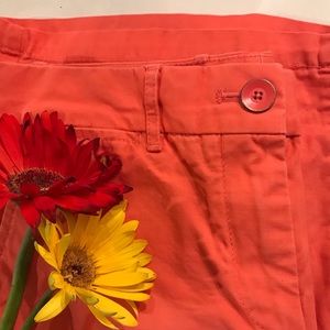 THE GAP SALMON KHAKI SHORTS